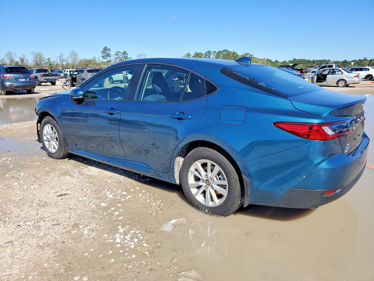2026 Toyota Camry Le - Image 2