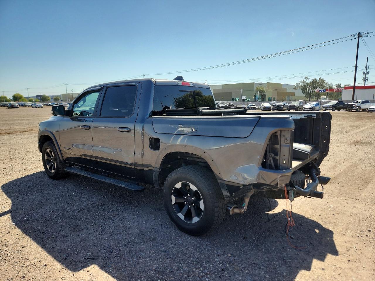 2019 Ram 1500 Rebel - Фото 2