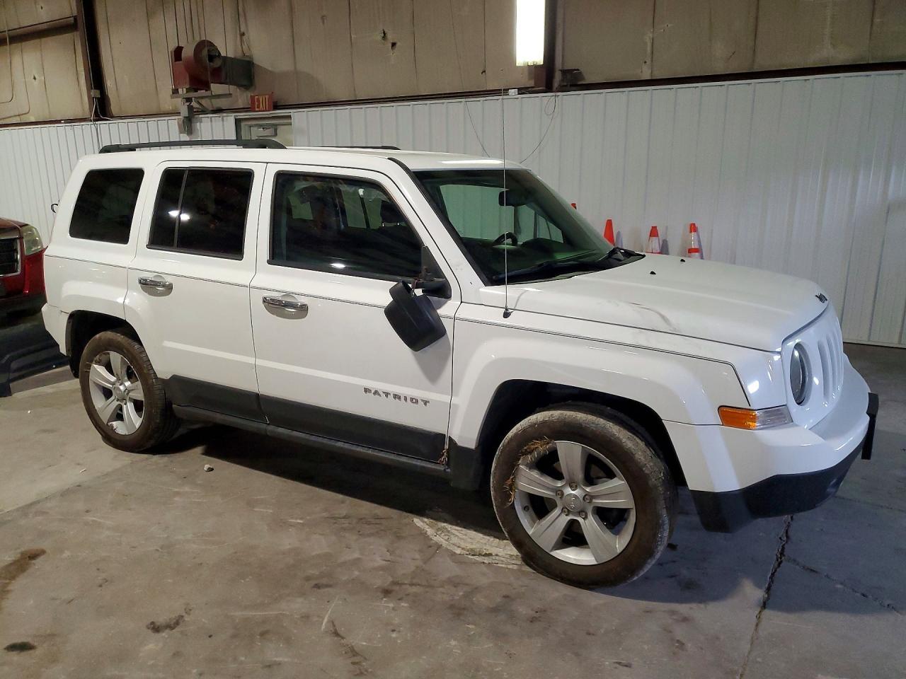 2016 Jeep Patriot Latitude - Image 4