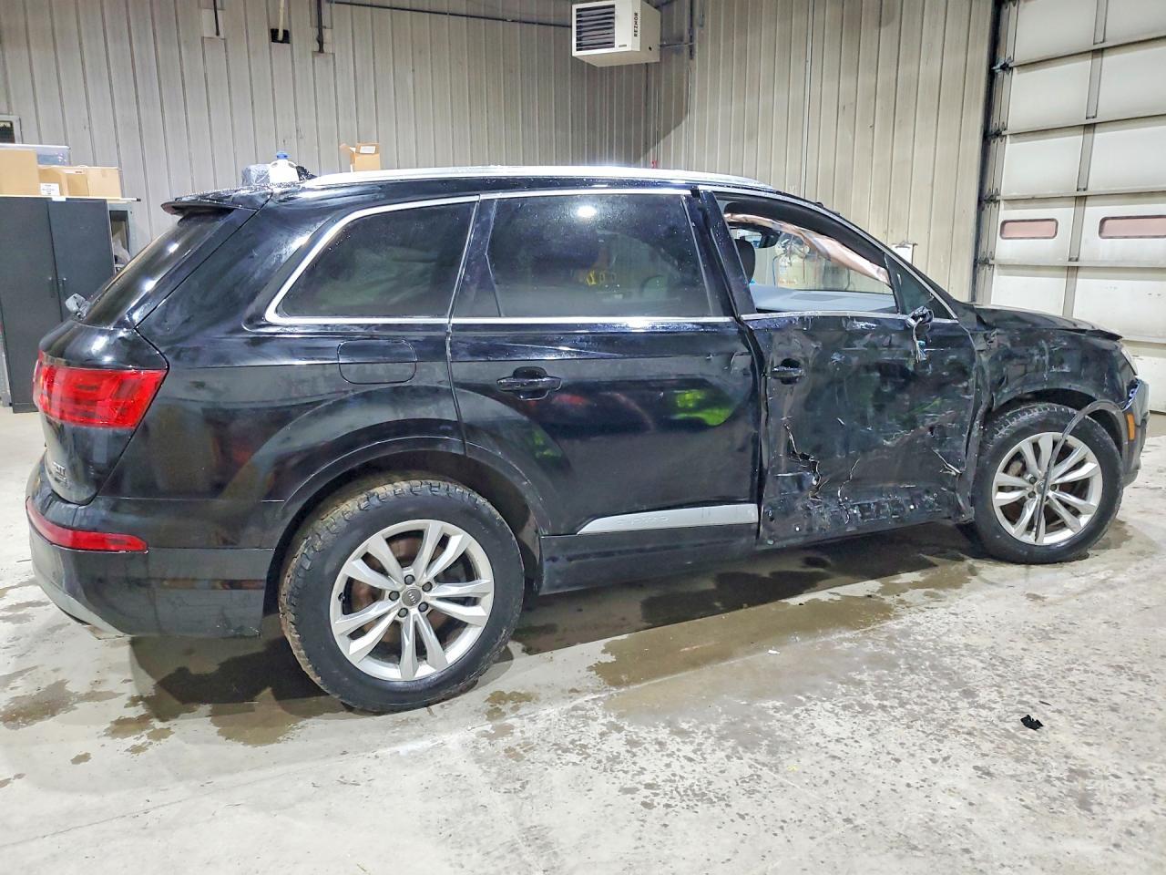 2017 Audi Q7 Premium Plus - Image 3