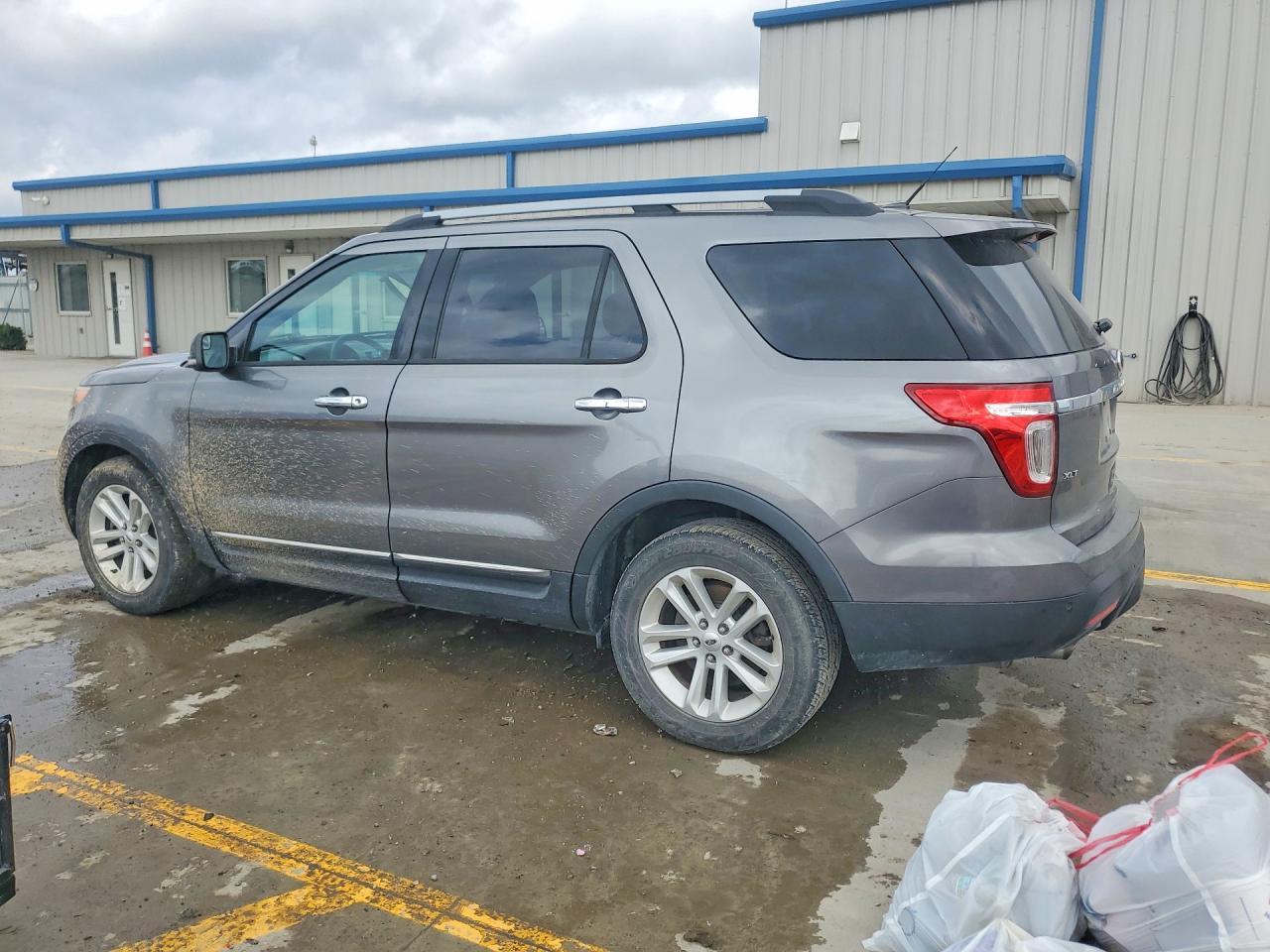 2013 Ford Explorer Xlt - Фото 2