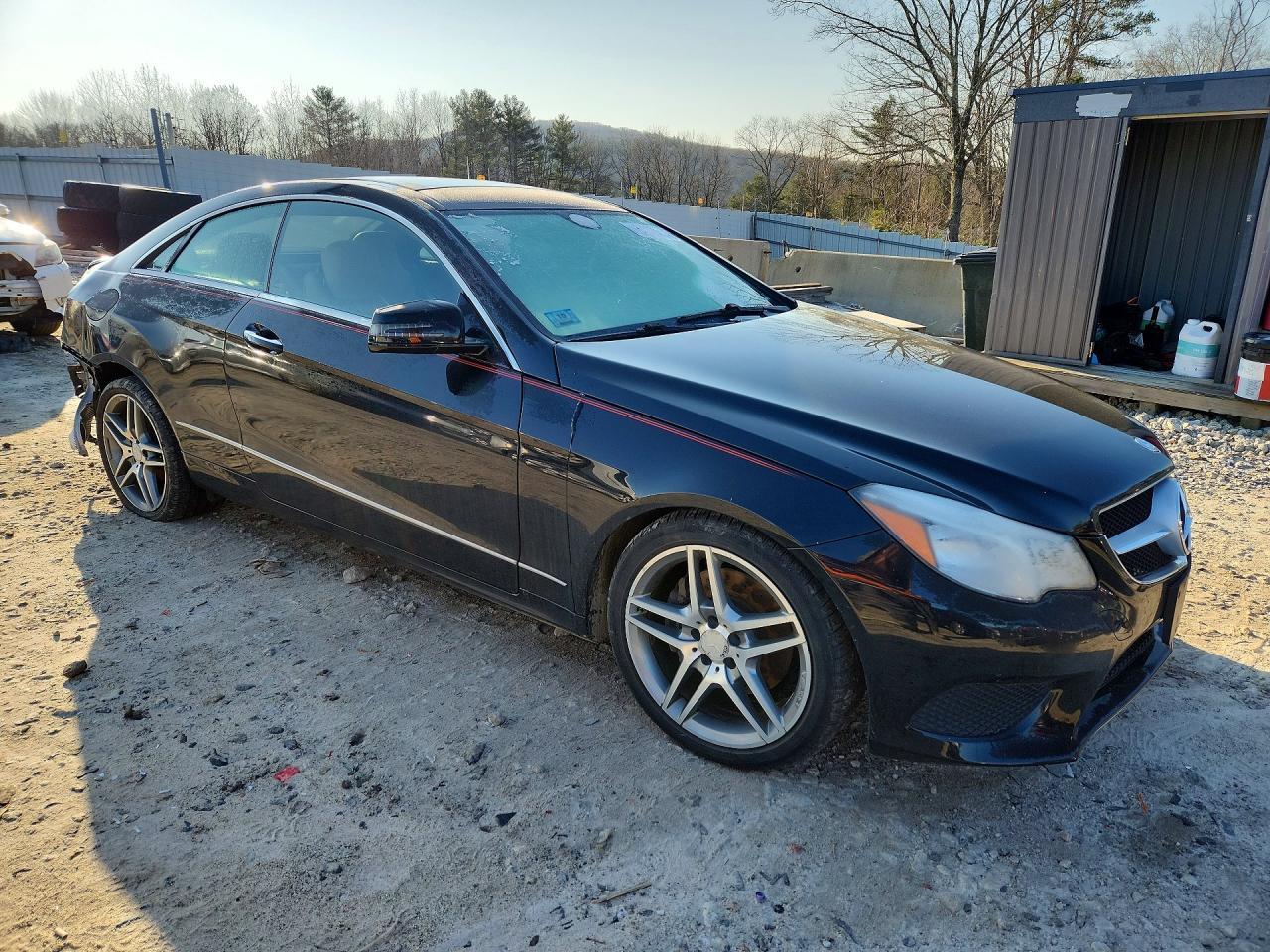 2014 Mercedes-Benz E 350 4Matic - Фото 4