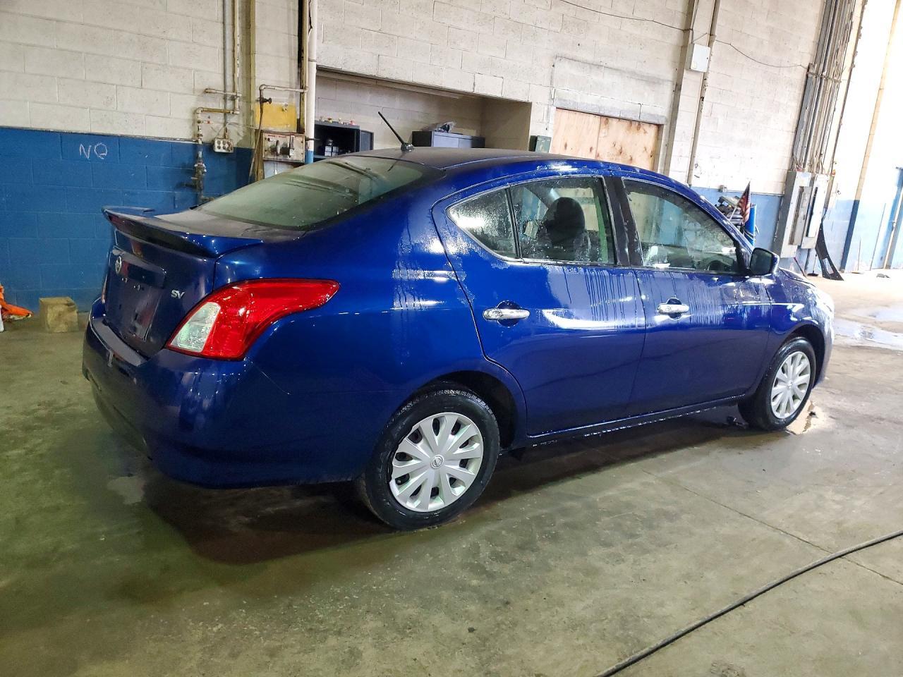 2018 Nissan Versa Sv - Фото 3
