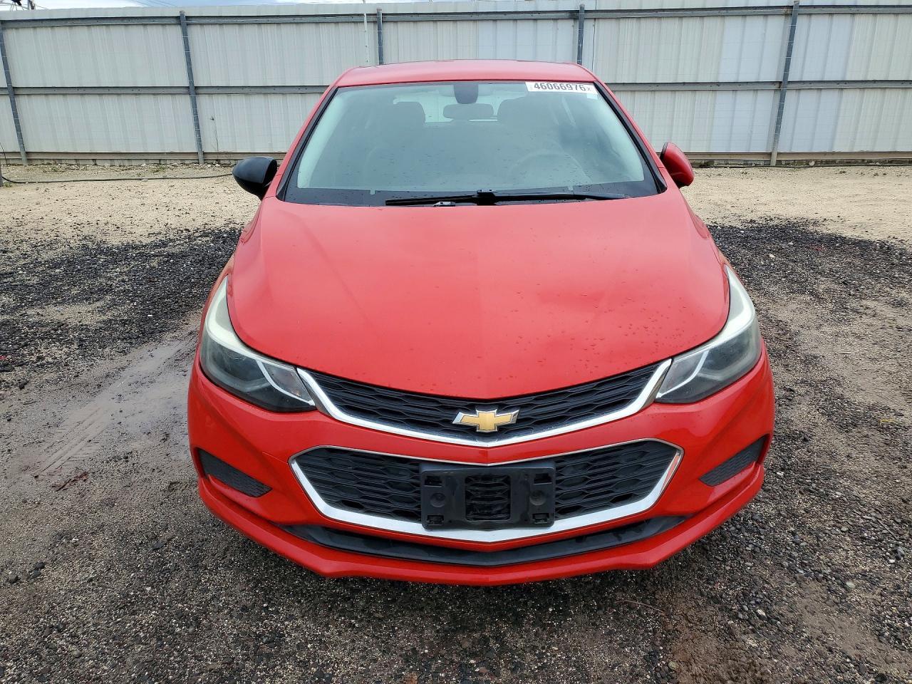 2017 Chevrolet Cruze Lt - Image 5
