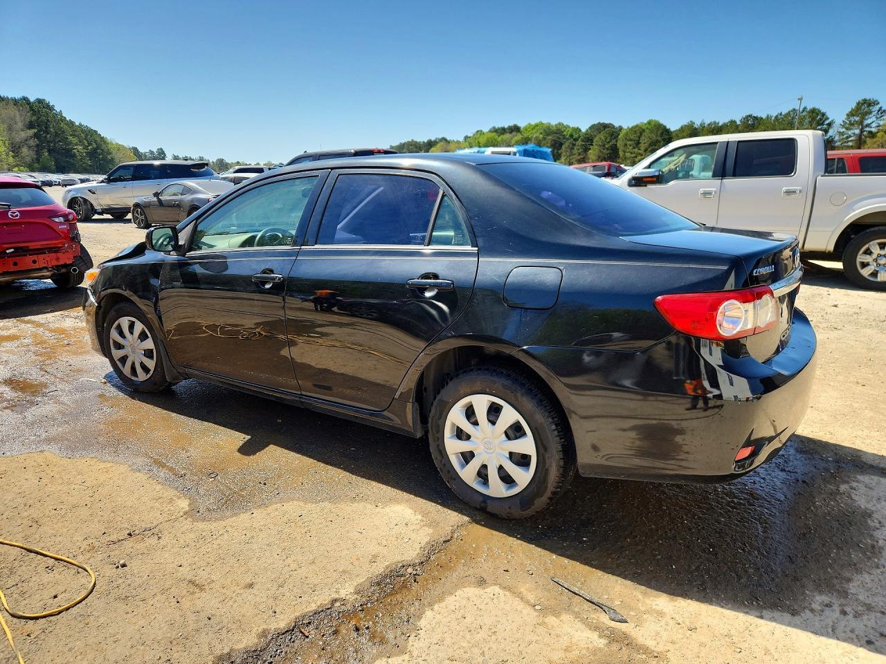 2011 Toyota Corolla Le - Фото 2