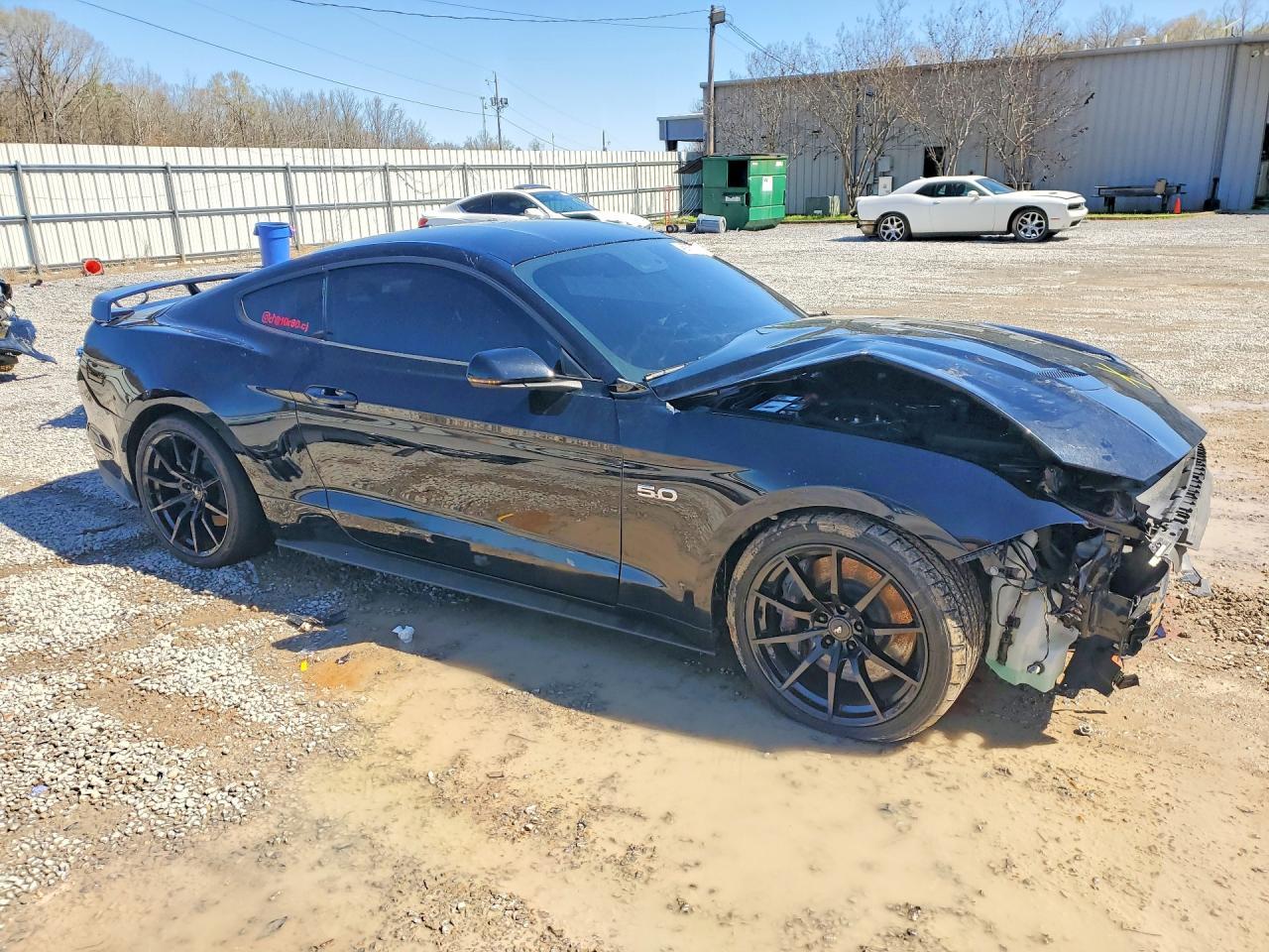 2019 Ford Mustang Gt - Фото 4