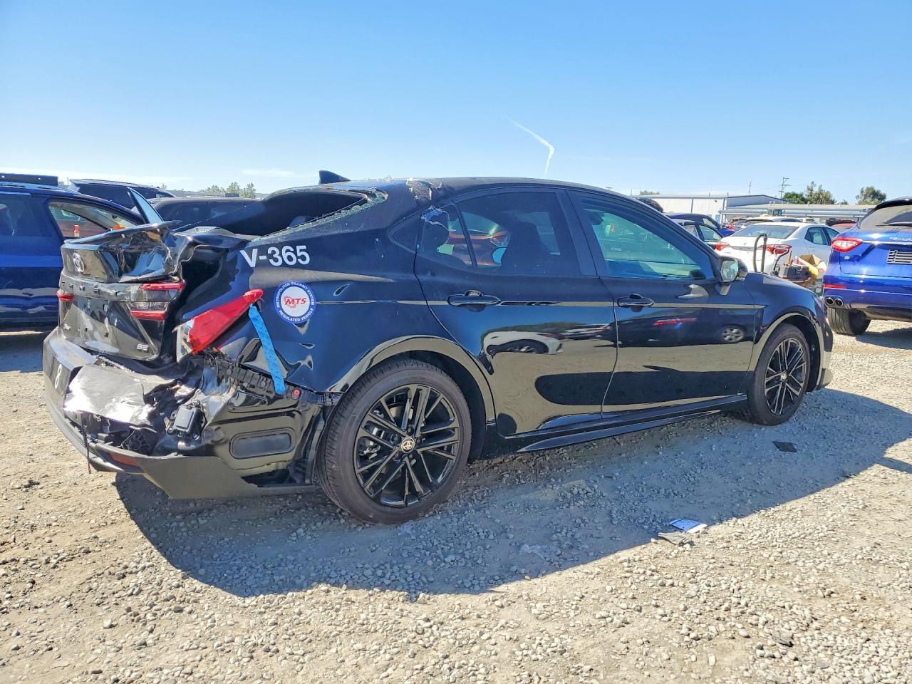 2025 Toyota Camry Se - Фото 3