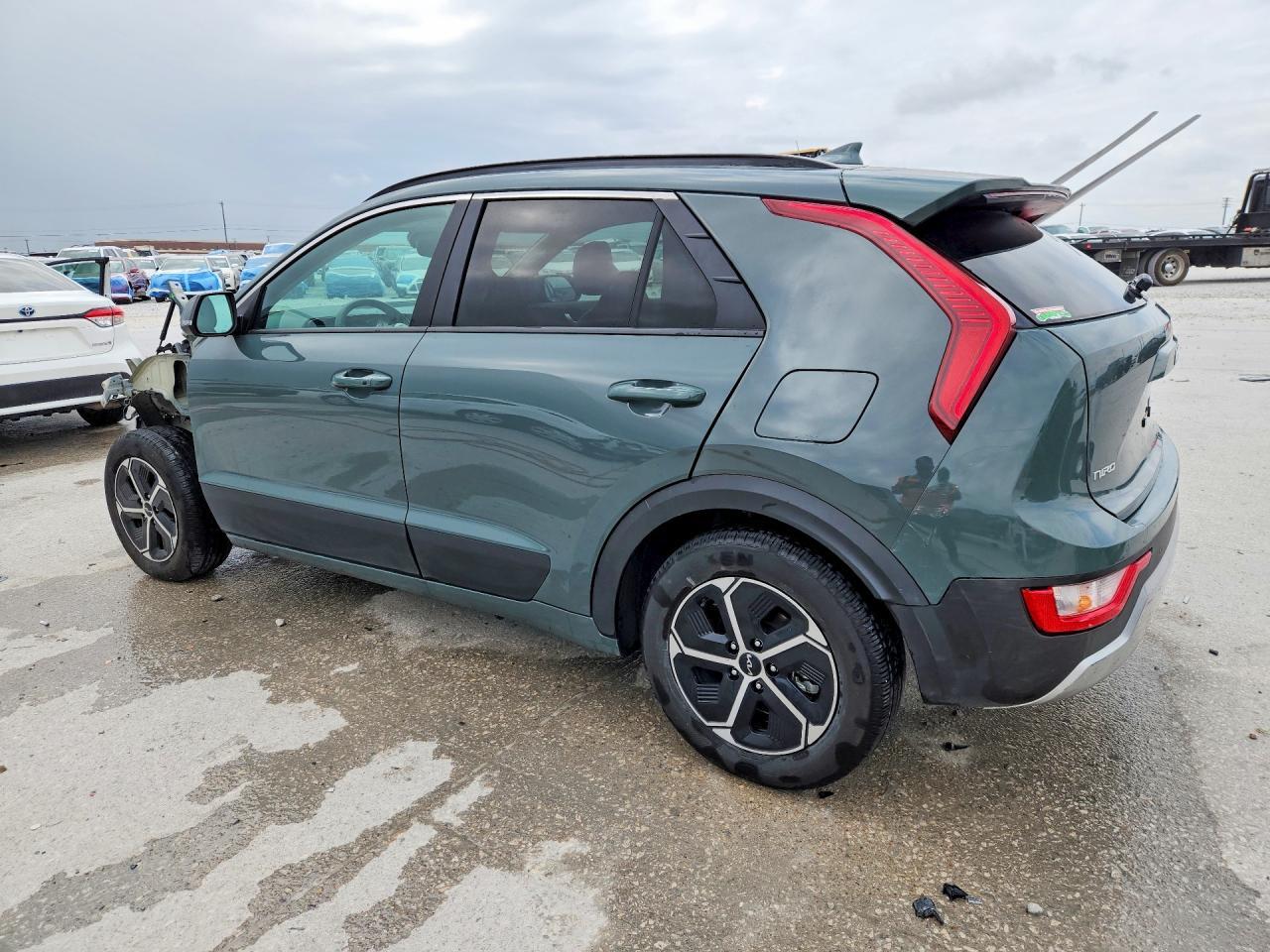 2025 Kia Niro Ex - Фото 2