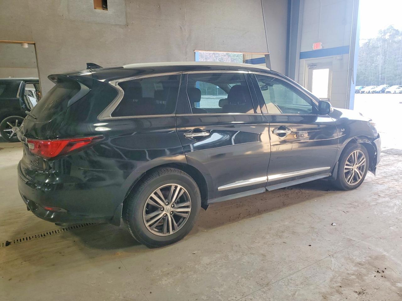 2017 Infiniti Qx60 Base - Image 3