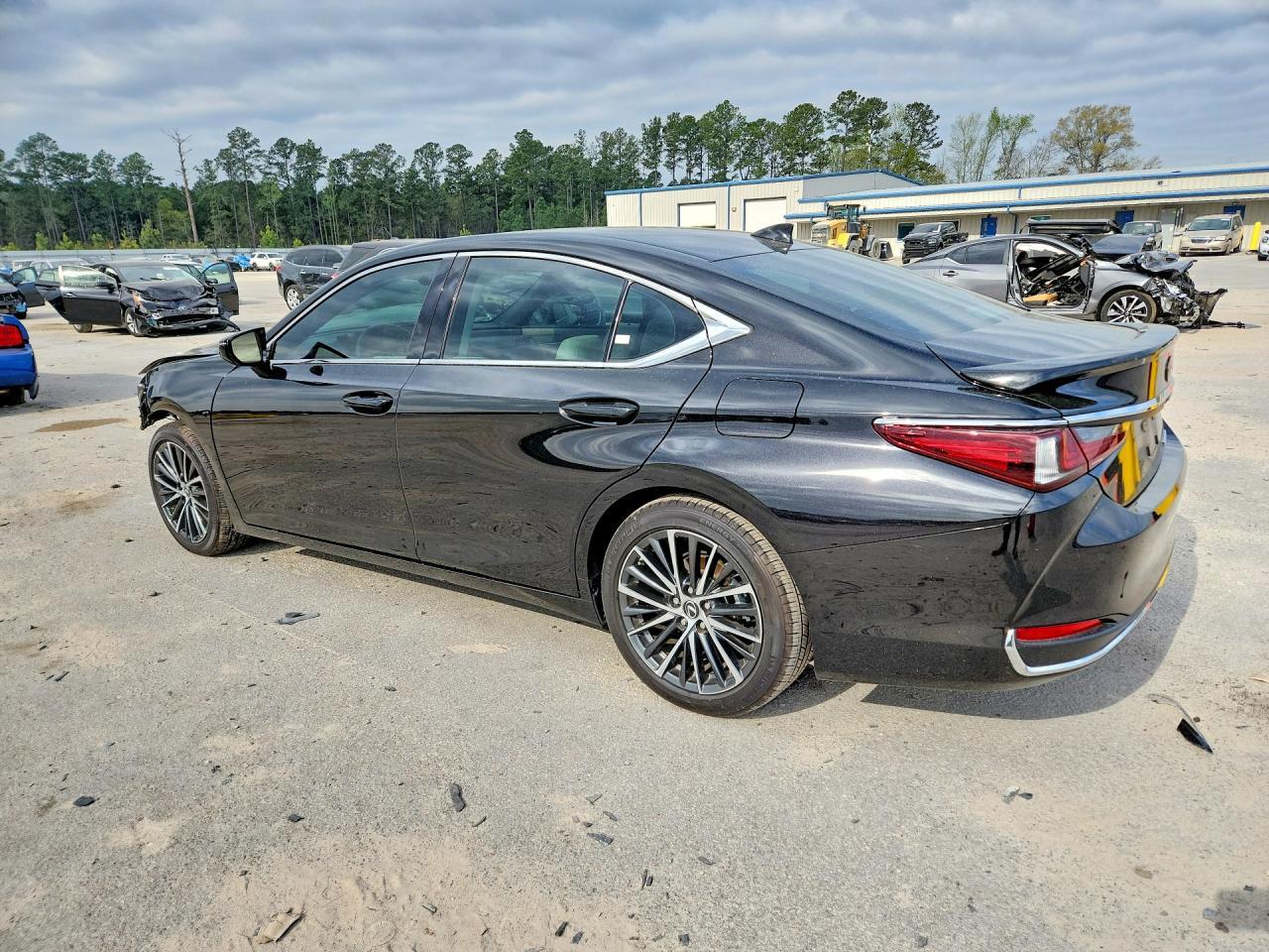 2025 Lexus Es 300H Base - Фото 2