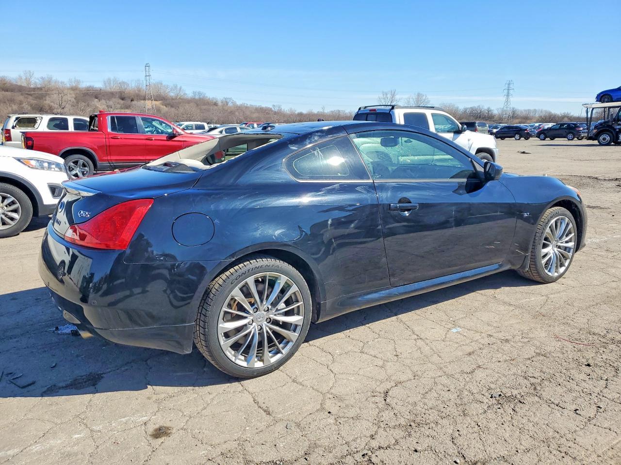 2015 Infiniti Q60 Coupe Base - Фото 3