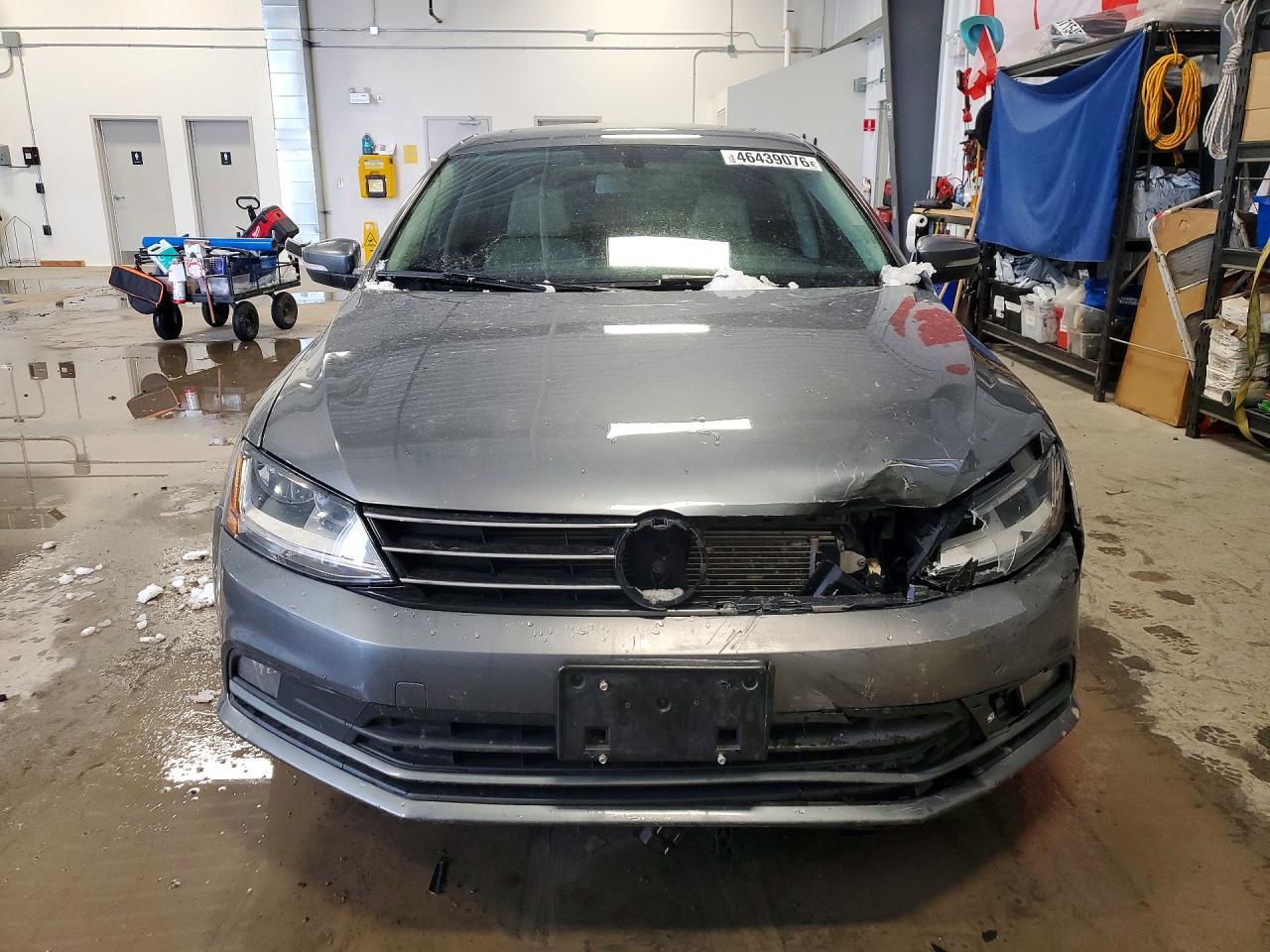 2017 Volkswagen Jetta Sel - Image 5