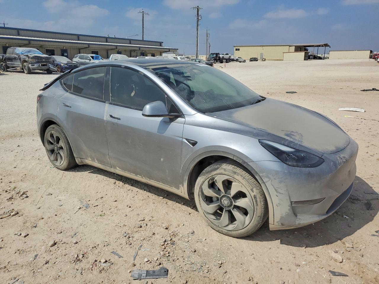 2024 Tesla Model Y - Фото 4
