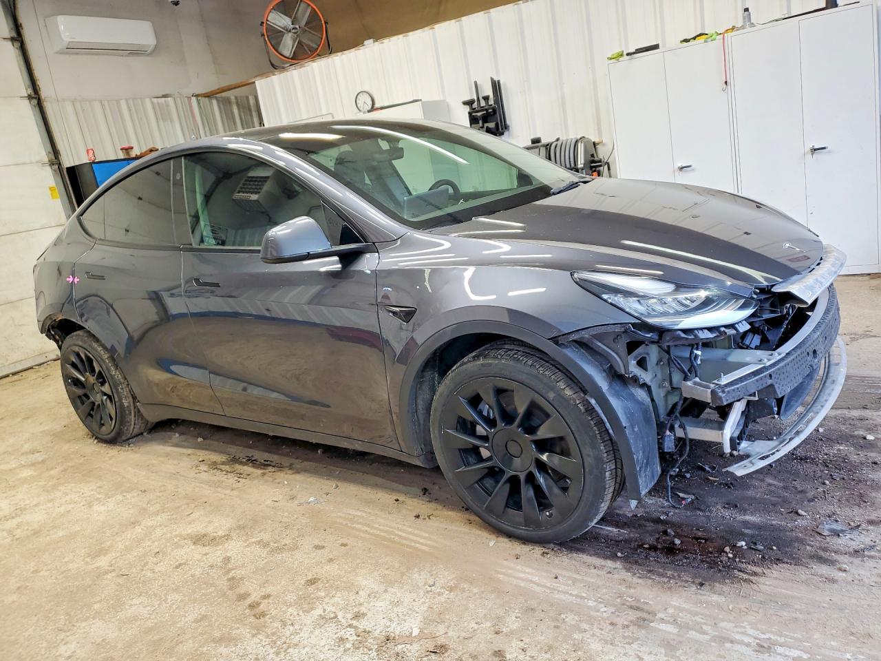 2022 Tesla Model Y - Image 4