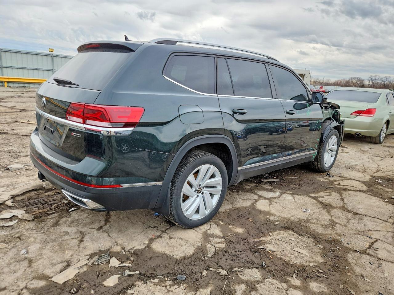 2021 Volkswagen Atlas Sel - Image 3