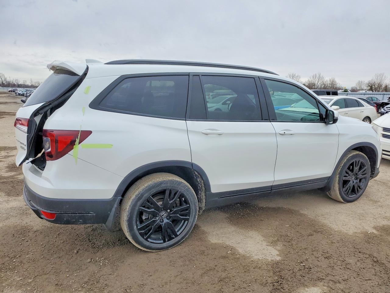 2022 Honda Pilot Elite - Image 3