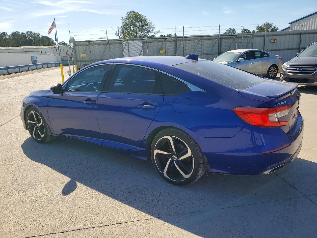 2018 Honda Accord Sport - Фото 2