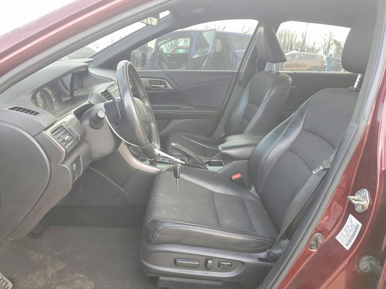 2016 Honda Accord Sport - Image 7