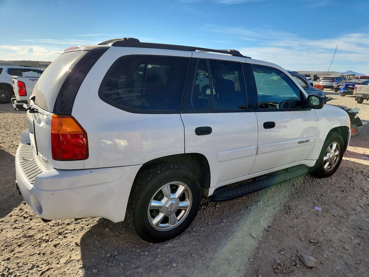 2004 GMC Envoy - Фото 3