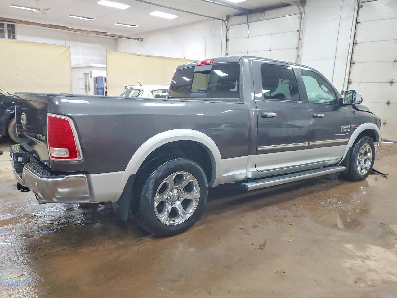 2015 Ram 1500 Laramie - Фото 3