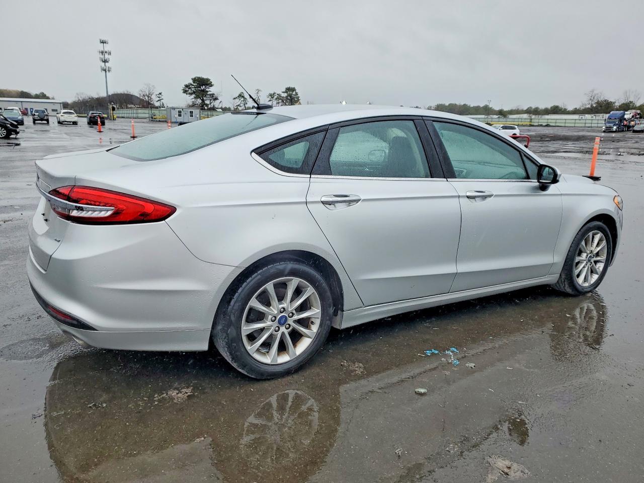 2017 Ford Fusion Se - Image 3