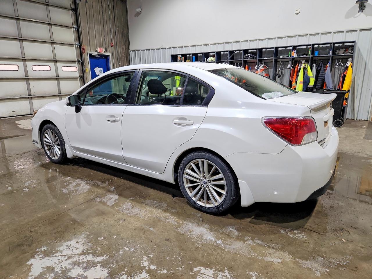 2015 Subaru Impreza Premium Plus - Фото 2