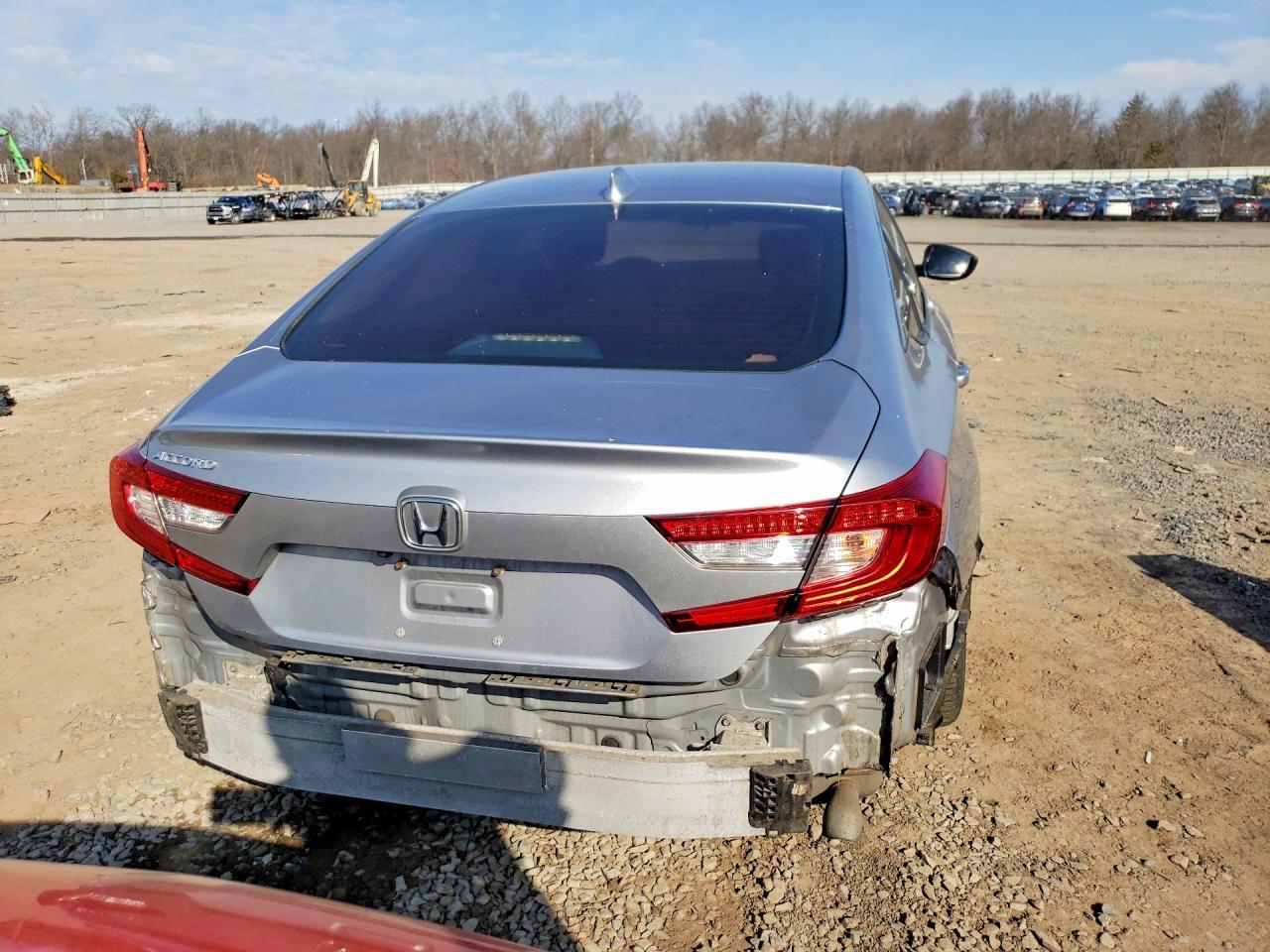 2019 Honda Accord Lx - Фото 6