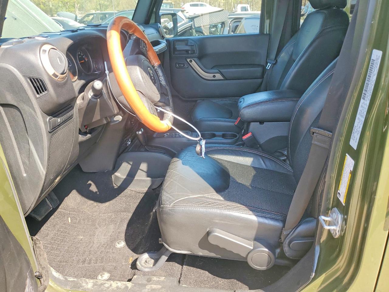 2016 Jeep Wrangler Unlimited Sahara - Фото 7