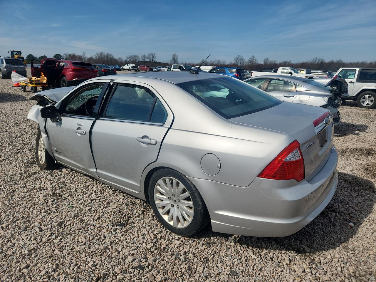 2010 Ford Fusion Hybrid - Фото 2