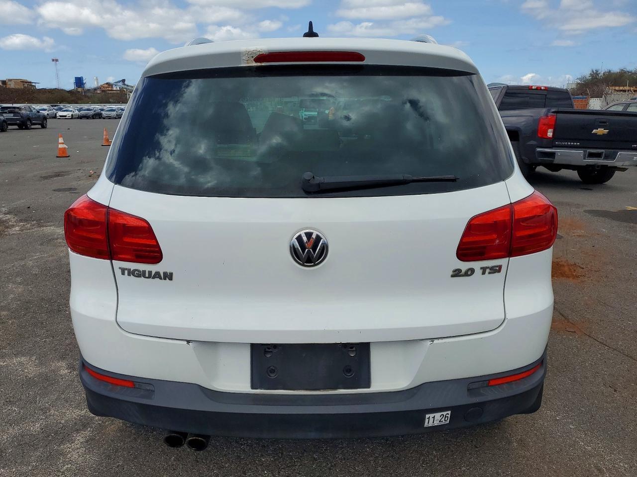 2014 Volkswagen Tiguan S - Image 6