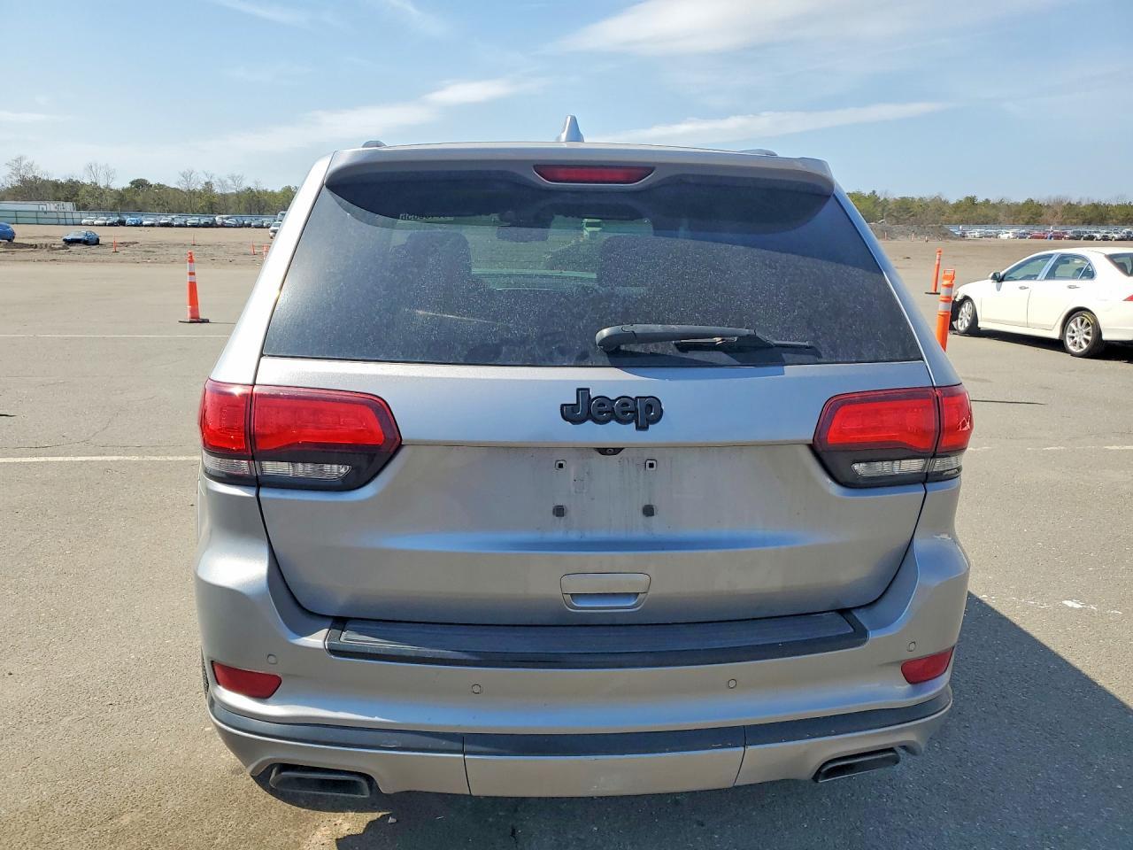 2016 Jeep Grand Cherokee Overland - Фото 6