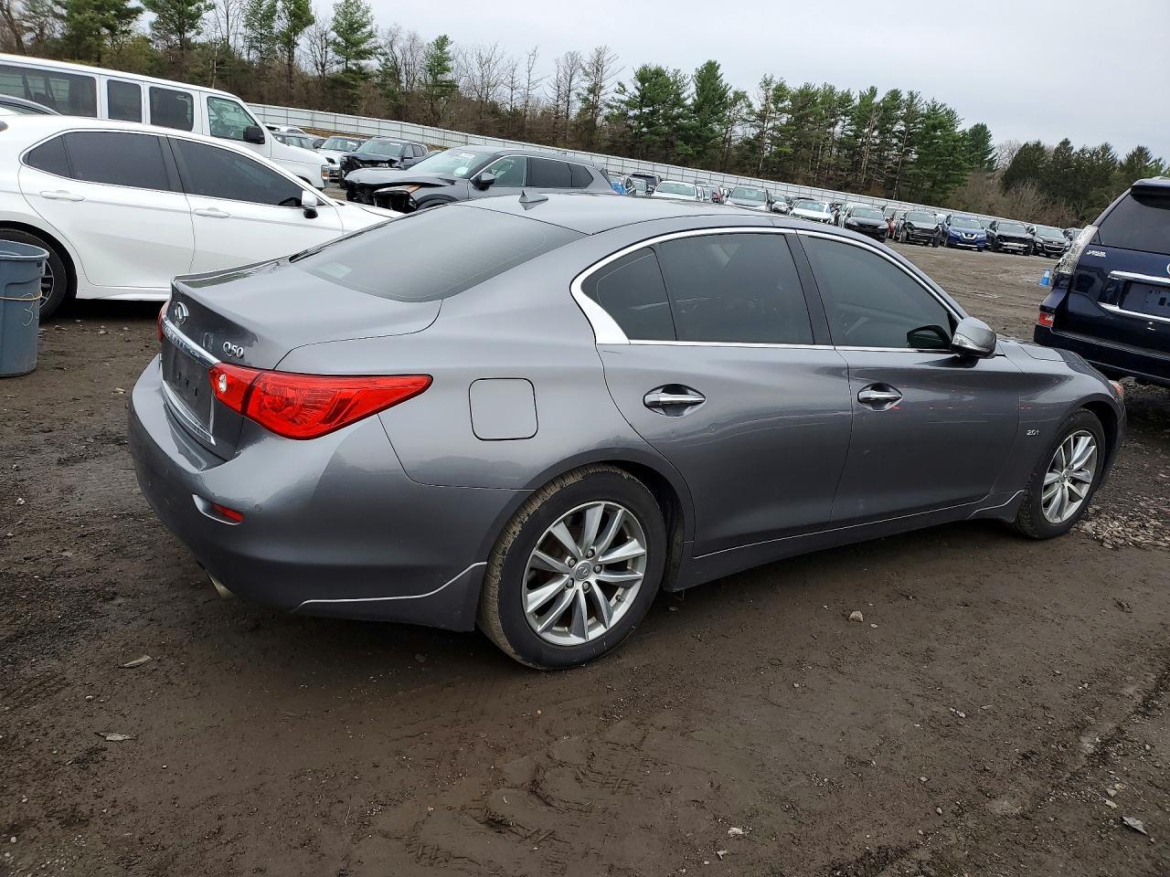 2017 Infiniti Q50 2.0T Premium - Image 3