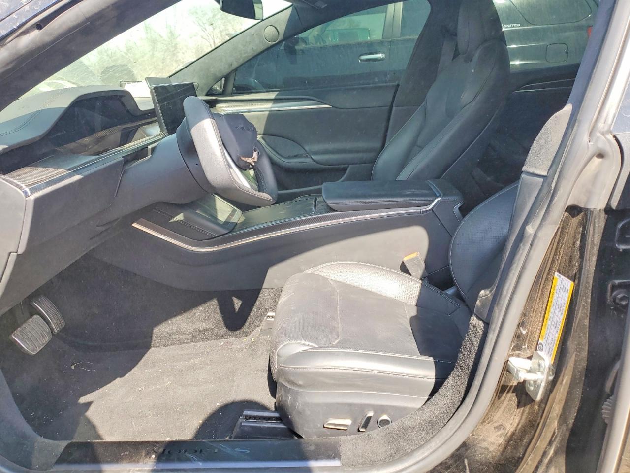 2022 Tesla Model S - Фото 7