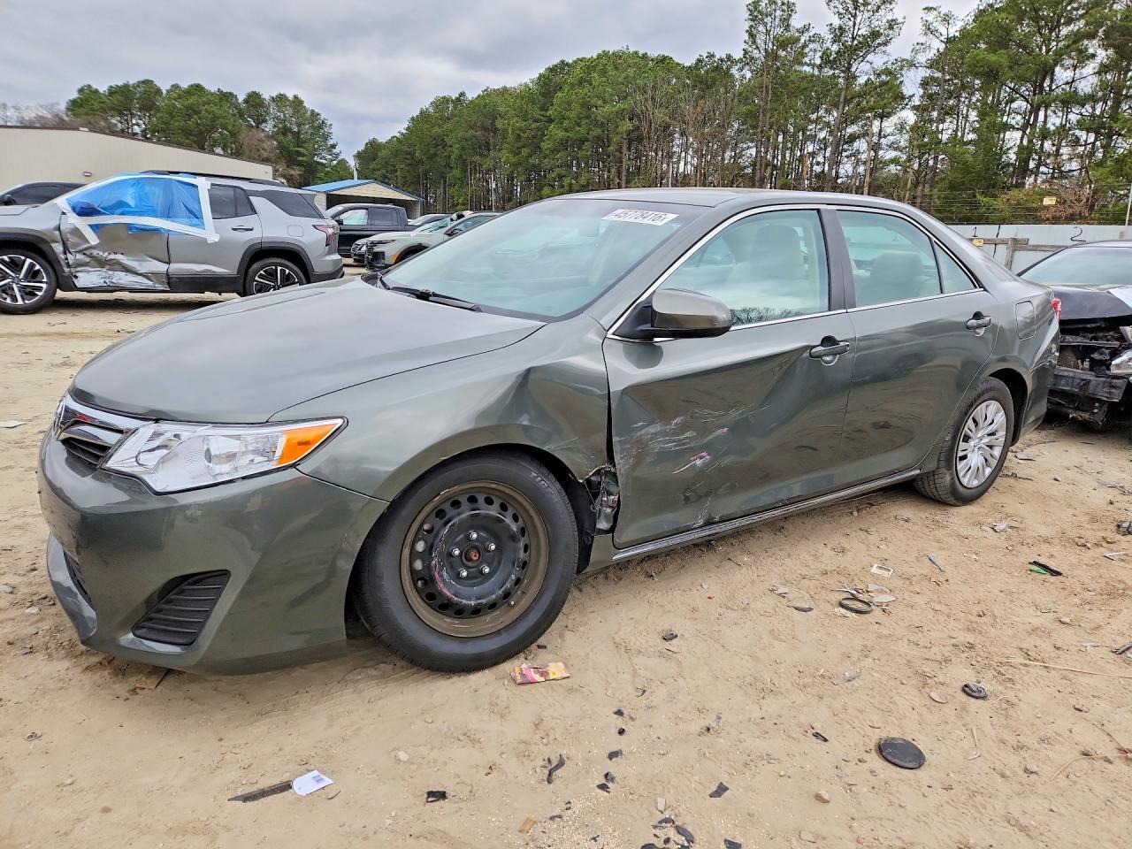 2013 Toyota Camry Le