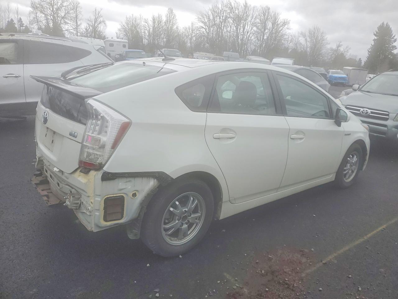 2010 Toyota Prius Iii - Фото 3