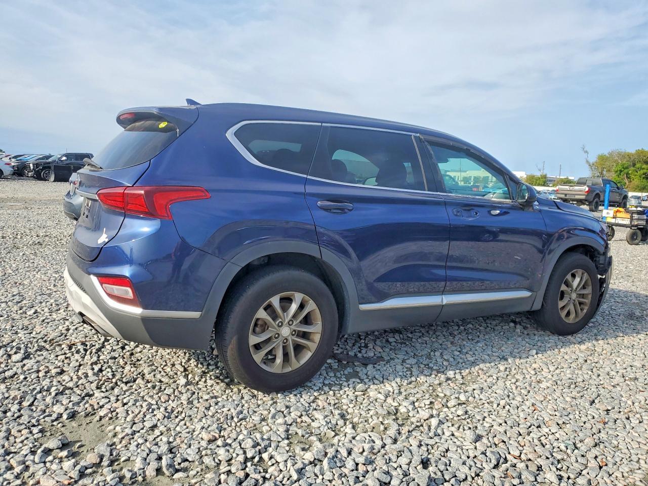 2019 Hyundai Santa Fe Sel 2.4L - Фото 3