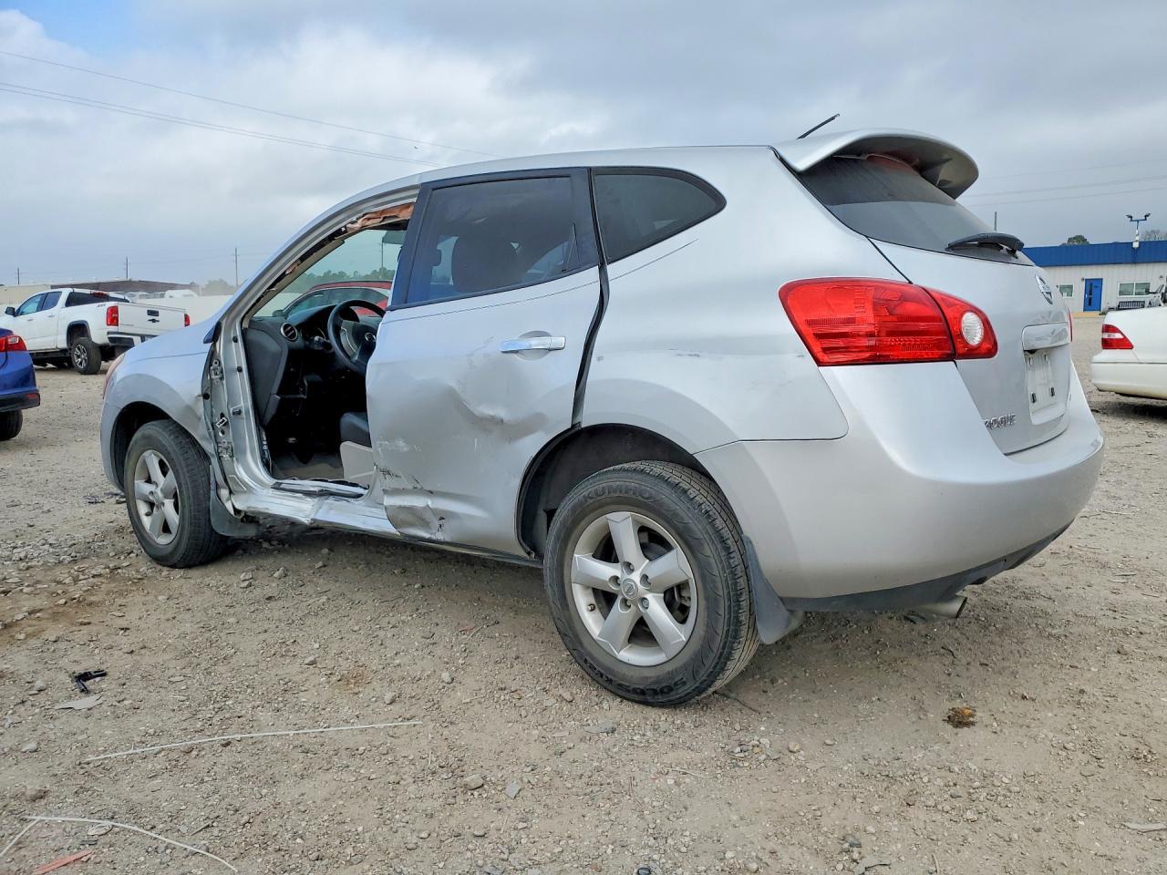2010 Nissan Rogue Sl - Фото 2