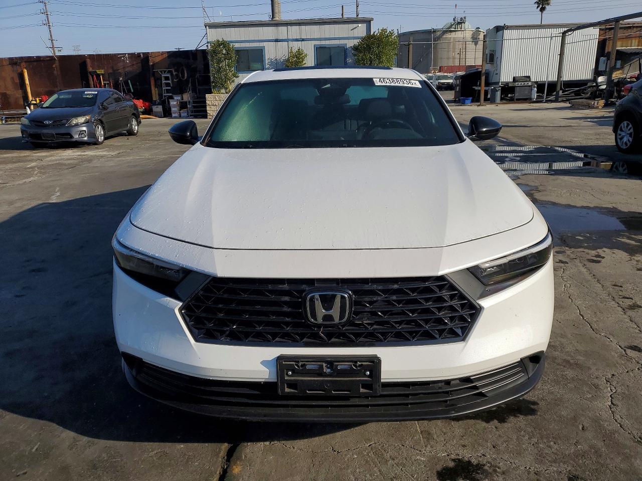 2025 Honda Accord Hybrid Sport - Image 5