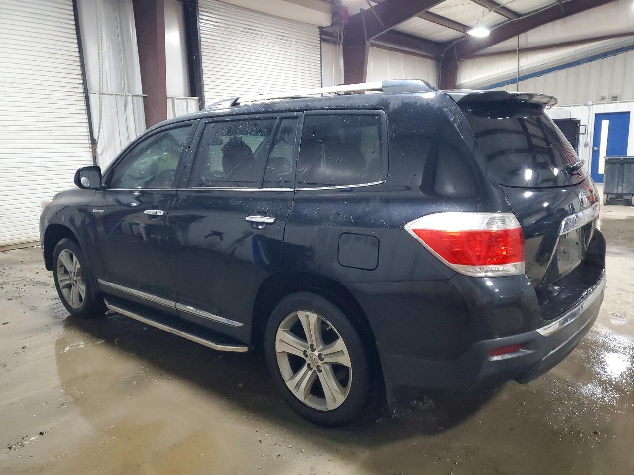 2013 Toyota Highlander Limited - Фото 2