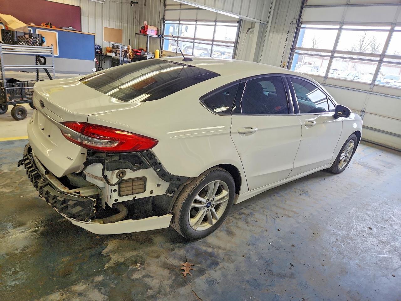 2018 Ford Fusion Se - Фото 3