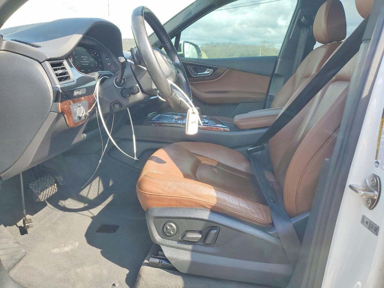 2017 Audi Q7 Premium Plus - Image 7