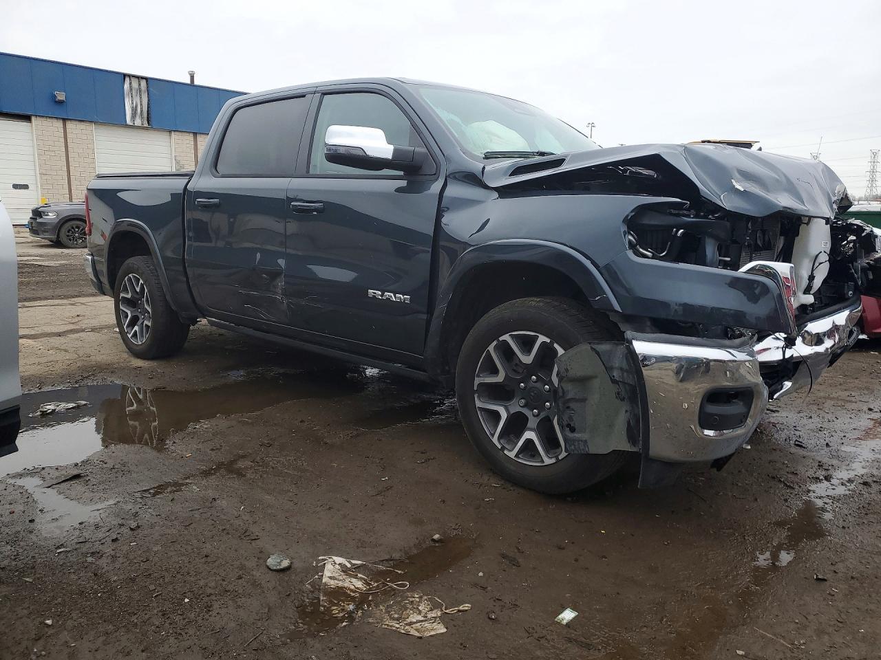 2026 Ram 1500 Laramie - Фото 4