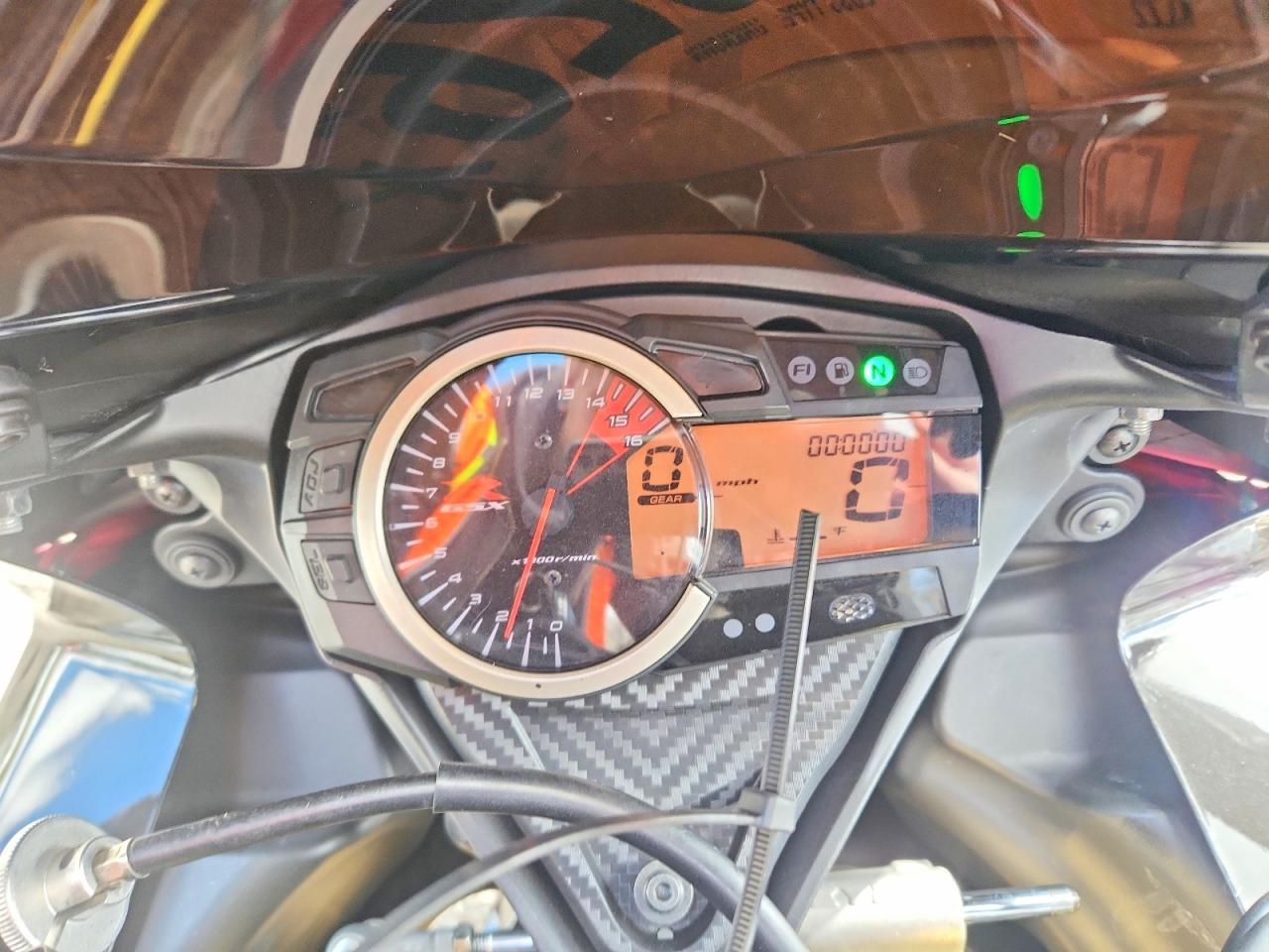 2020 Suzuki Gsx-R750 - Фото 7