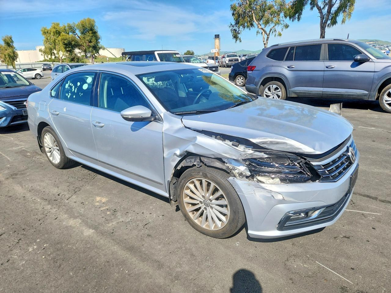2016 Volkswagen Passat Se - Фото 4