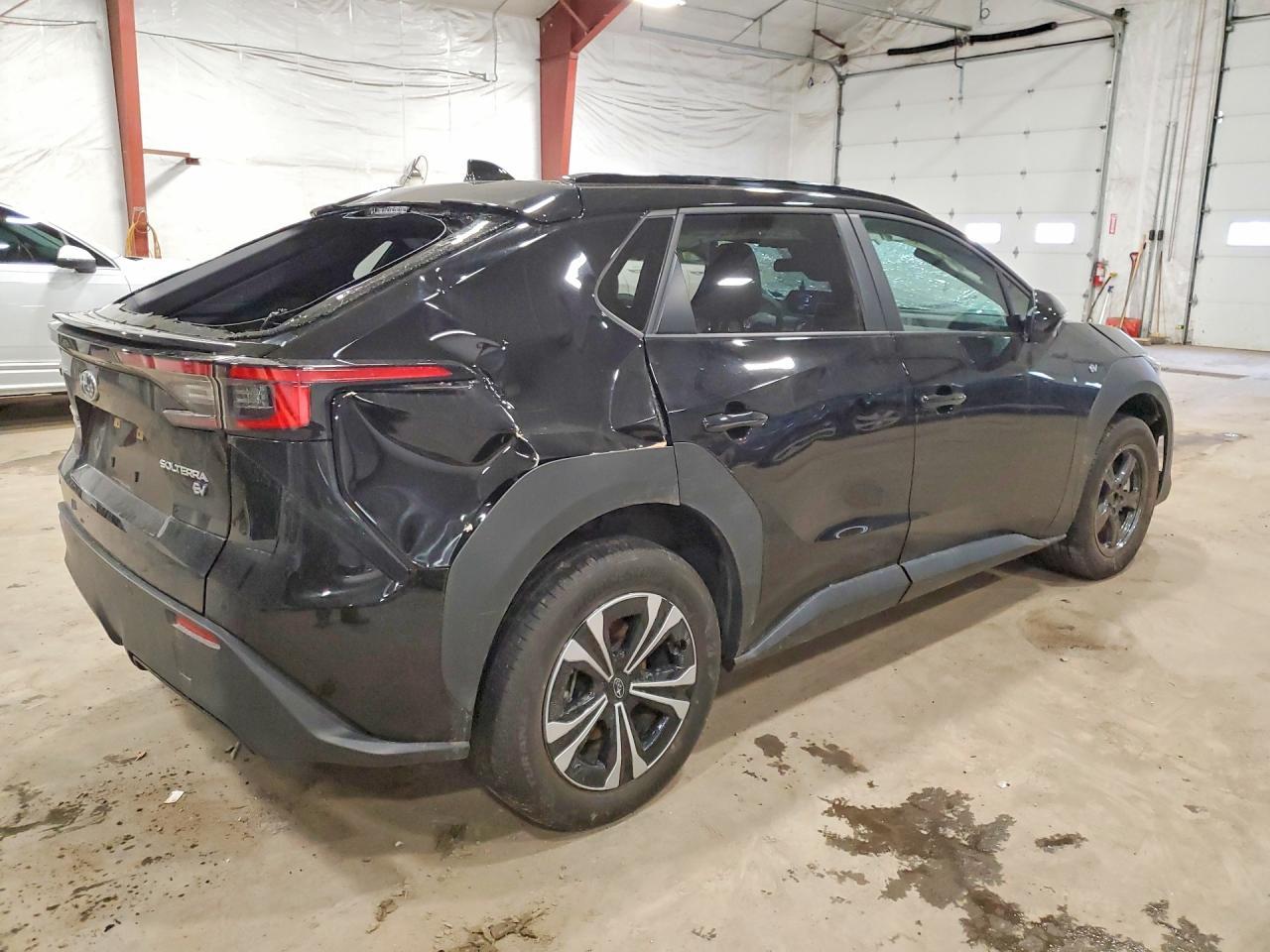 2024 Subaru Solterra Premium - Image 3