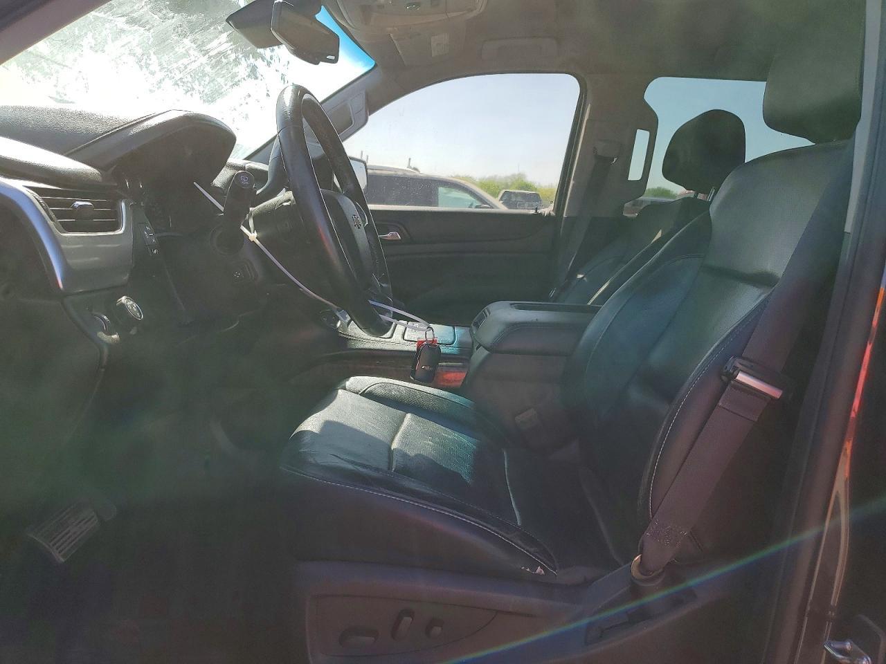 2017 Chevrolet Tahoe C1500 Premier - Image 7