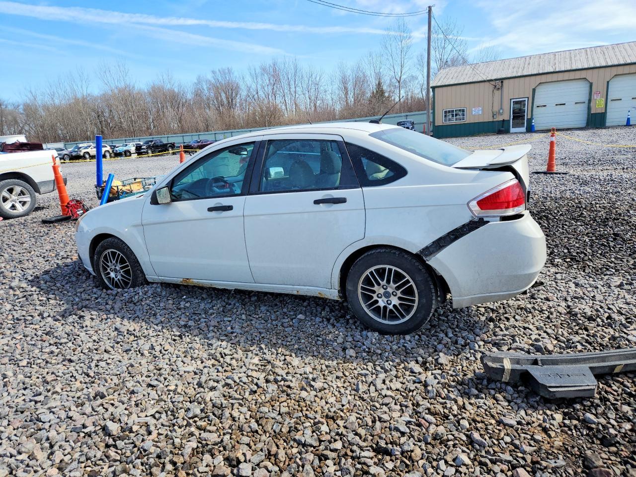 2011 Ford Focus - Фото 2