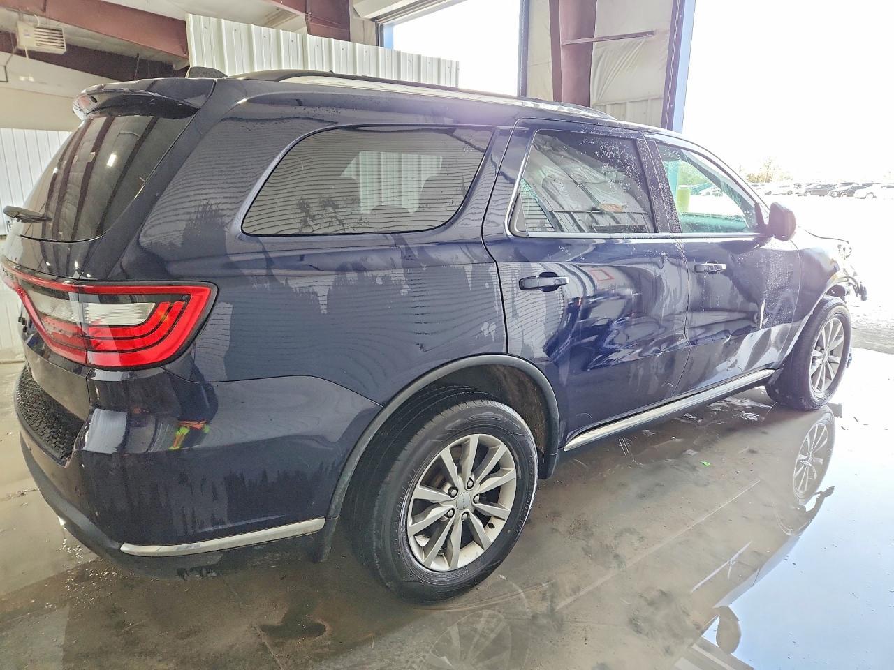 2018 Dodge Durango Sxt - Image 3