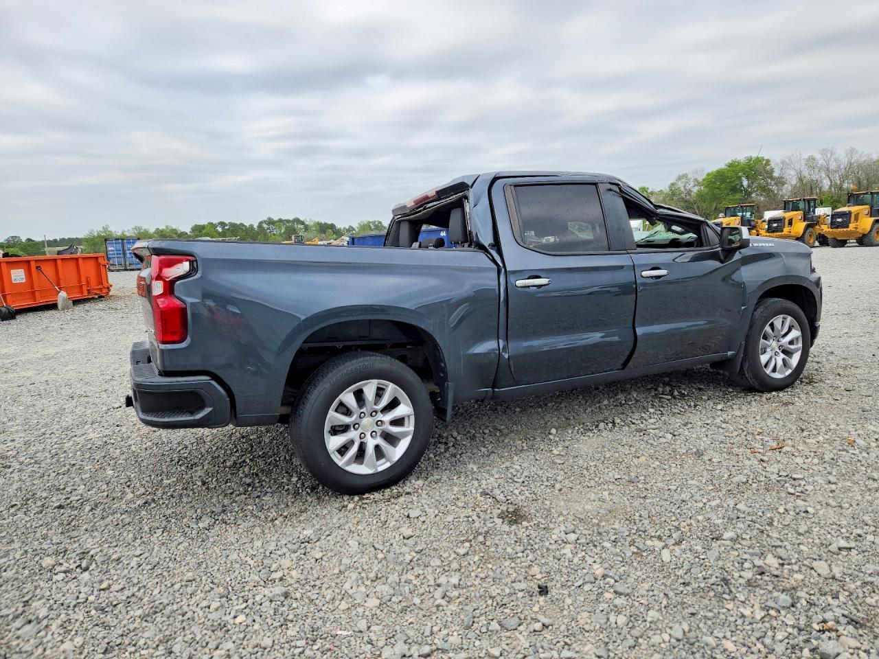2020 Chevrolet Silverado C1500 Custom - Фото 3