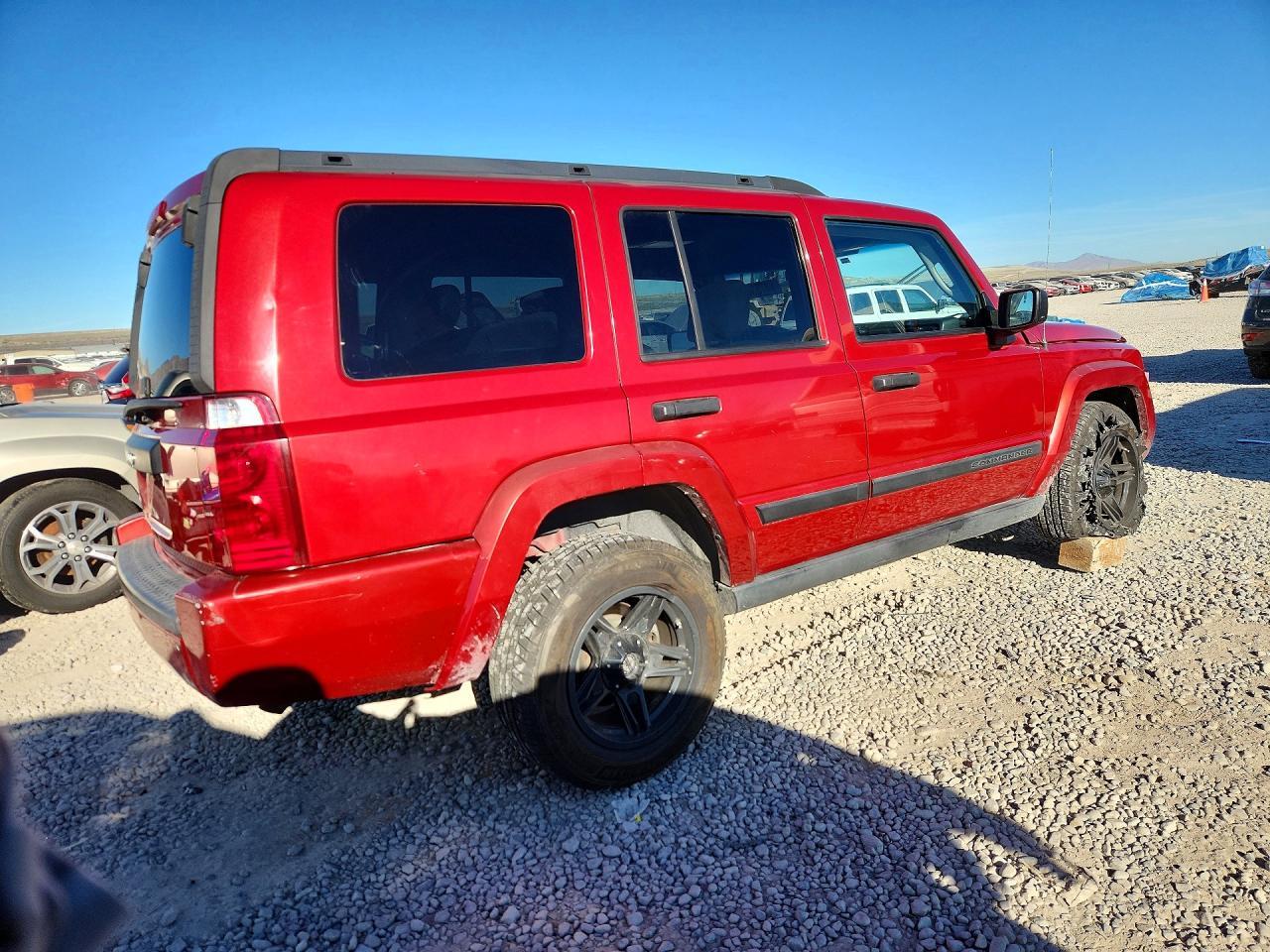 2006 Jeep Commander - Фото 3